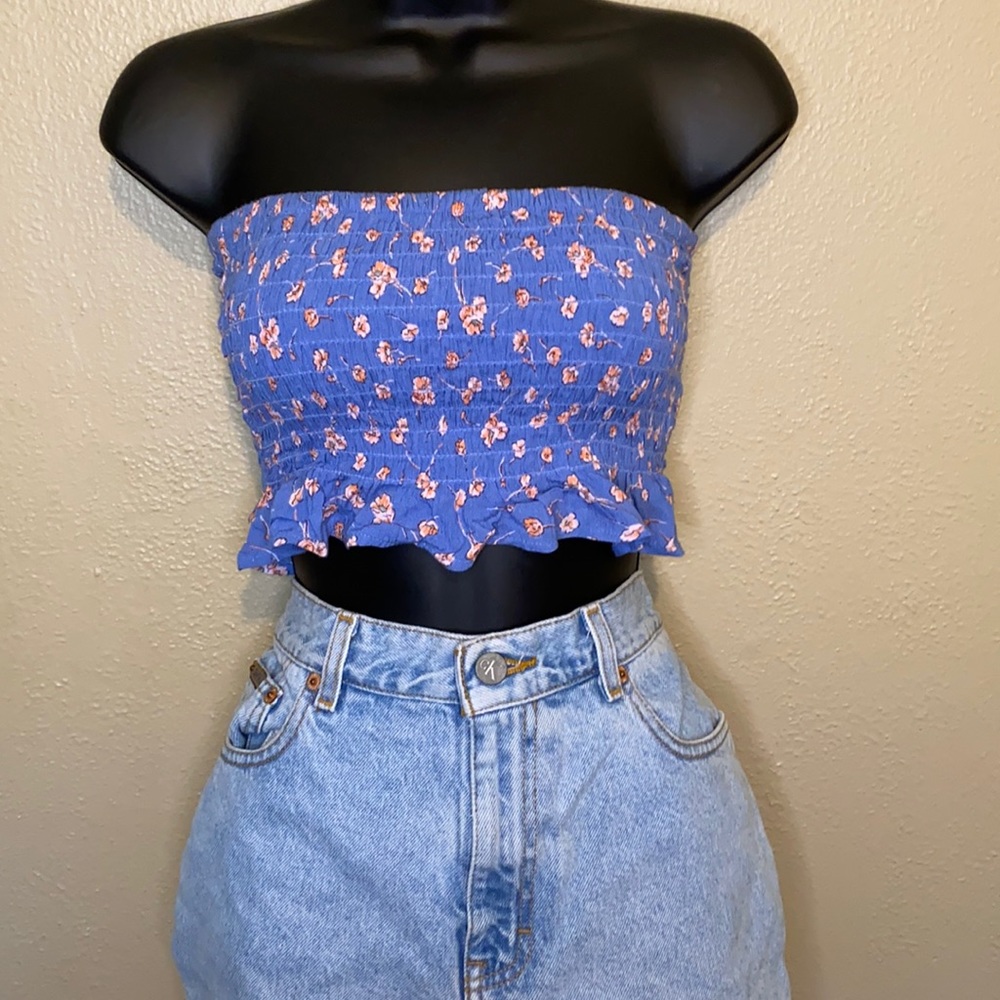 Blue floral crop top